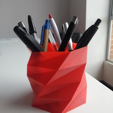 poly bassa porta lapiceros - porta-penna casa matita titolare penna lapiz arredamento 3d print model - Mito3D