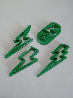 polimer kil kesiciler Şimşek cıvatalar polimerik kesici küpe takı yarasa batman 3d print model - Mito3D