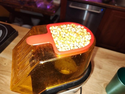 Popcorn creatore papavero ii coperchio angolo cucina pop kernel popper retrò curva ovest cena cenare camera 3d print model - Mito3D
