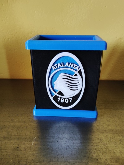 porta penne dea atalanta home milan italia utiliy sport calcio biro pennarelli tablet detskoop 3d print model - Mito3D