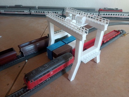 portal grua h0 escala modelo tren ferrocarril trenes h0scale carga Embarcacion Envío puerto envase construcción 3d print model - Mito3D