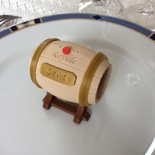 porte serviette tonneau vin art support mariage anniversaire table f tes souvenir 3d print model - Mito3D