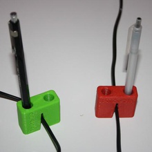 porte-crayon sur fil gadget caja de lápiz seguro alambre 3d print model - Mito3D
