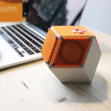 incinta casella di bluetooth mini kube modao gadget 3d print model - Mito3D
