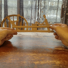 primitive Holz-chopper-Spielzeug Kunst primitiv aus - Spielzeug mechanisch ist 3d print model - Mito3D