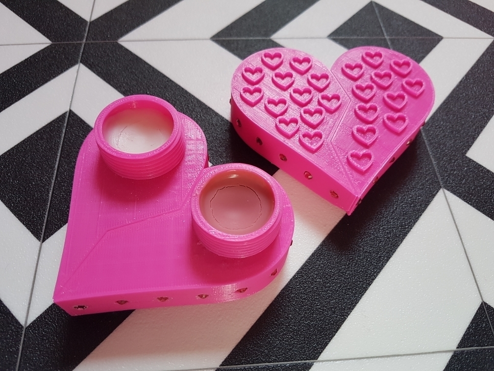 prenses kırık kalp ikili dudak merhem konteyner Sanat moda Aksesuarlar sahne 3D print model - Mito3D