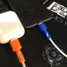 protector iphone cable 3d print model - Mito3D