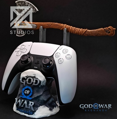 ps4 ps5 god of war ragnarok controller holder control bracket gow support booth kratos axe leviathan leviatan playstation play stand controlel 3d 3d print model - Mito3D