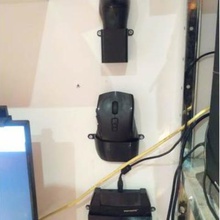 venom ps4 controller Halter gadget playstation 3d print model - Mito3D