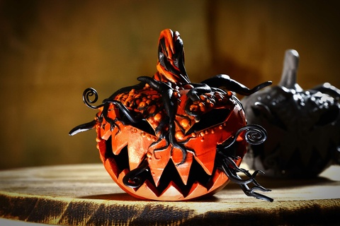 zucca Halloween creatura diabolico arancia 3d print model - Mito3D