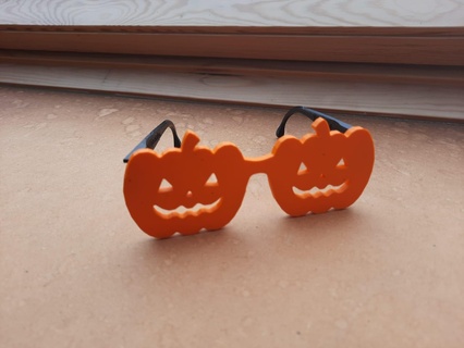 pumpkin halloween glasses mtprintmodels selfmade party scary frightnights 3d print model - Mito3D