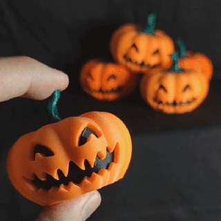 pumpkin spinner halloween spooky fidget decoration 3d print model - Mito3D
