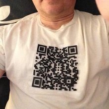 qr Scan ulle Hemd Mode Eisen Code Shirt 3d print model - Mito3D