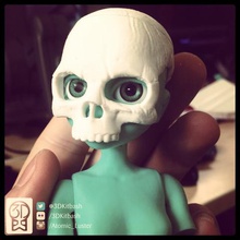 quin g1 cráneo máscara 3dkitbashcom la moda 3d print model - Mito3D