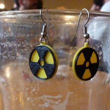 radioactive earrings jewelry fashion 3d print model - Mito3D