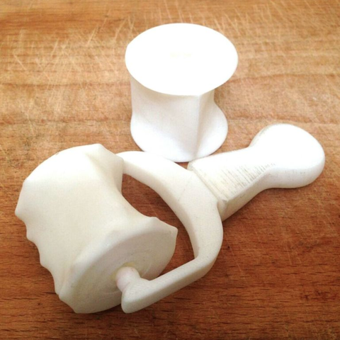 ravioli-roller home cookie cookiecutter cutter Küche 3D print model - Mito3D