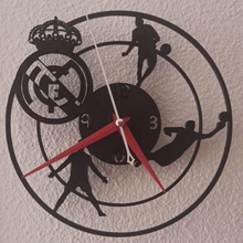 real Madrid reloj proteger iker casillas benzema cristiano ronaldo cajas fútbol celebracion madridistas 3d print model - Mito3D