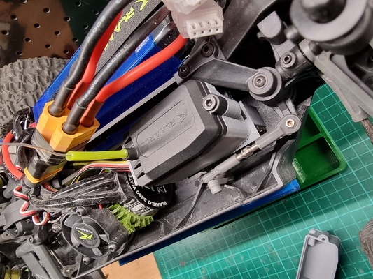 receiver box rlaarlo omni terminator gadget rc cars reciver 3d print model - Mito3D