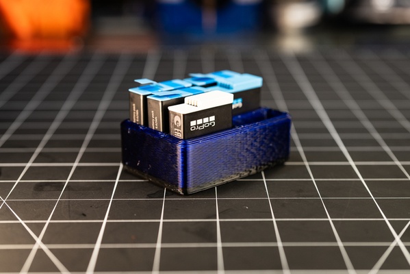 wiederaufladbar batterie halter unterstützung gopro kamera video gadget 3d print model - Mito3D
