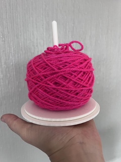 regular yarn holder crochet knitting 3d print model - Mito3D