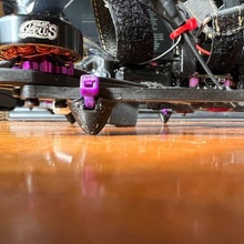 rekon5 klein Drohne Klemme Bein Gadget Pfote Flansch Schock Absorber 3d print model - Mito3D