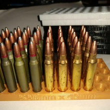 recarregar bandeja de suporte exposição do 556 mm 9 ferramenta zastavan 223 9x19 9mm bancada armas munição exibição stand 3d print model - Mito3D