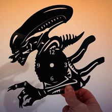 reloj alien tool 3d printing wall clock time stencil pared aliens 3d print model - Mito3D
