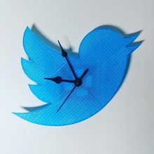 reloj de twitter bricolaje upcycle.casa.art.reloj.decoración.la artesanía.de reciclaje.la papelera.redes.social.la mitad.tiempo.la pared 3d print model - Mito3D