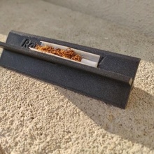 retirable forma v laminación apoyo rodar tabaco práctica canabis hierba césped sábana fumar cigarrillo 3d print model - Mito3D