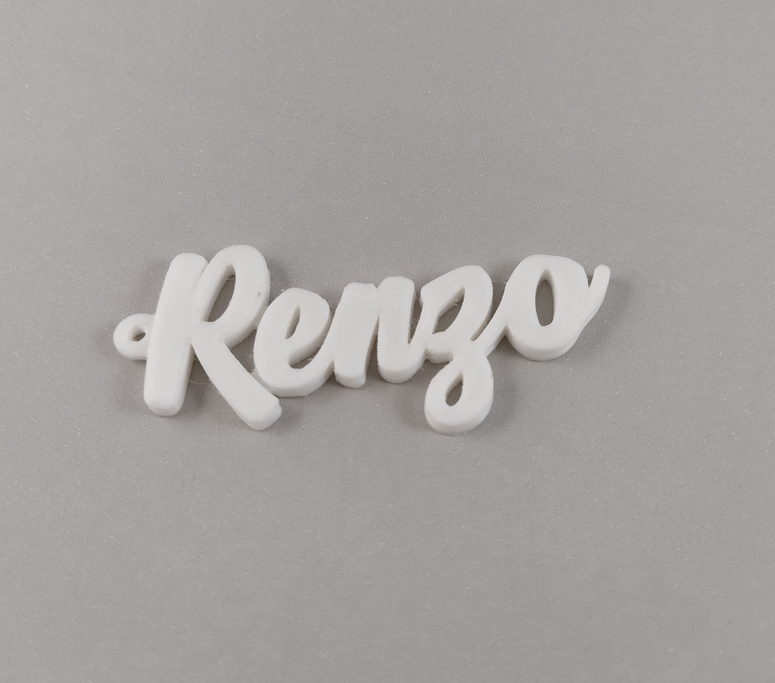 renzo llavero nombre colgante pendiente artilugio joya deco niñera 3D print model - Mito3D