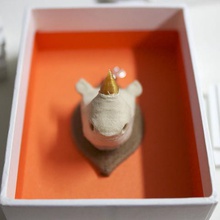 rhino ígnea de londres la joyería animal rhinocros collier 3d print model - Mito3D