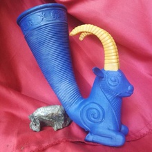 rhyton art horn storia storico rievocazione storica larp lrp gn epico bevanda di antiquariato 3d print model - Mito3D
