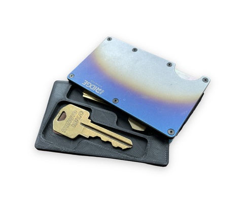 ridge wallet key tray storage accessory holder ring chain card 3d print model - Mito3D