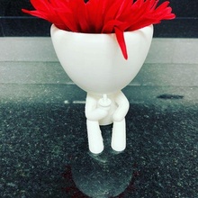 robert mate drink plant flowerpot pot 3d print model - Mito3D
