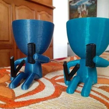 Robert Pflanze Friseur Vase Haar Kamm Stylist Peine Maceta 3d print model - Mito3D