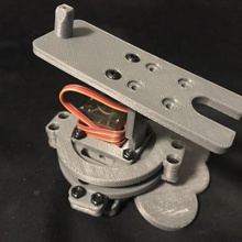 robot tourne-disque gadget la robotique servo le 3d print model - Mito3D