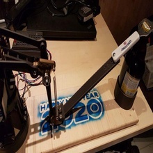 bras robotisé bouteille ouvreur extension 3d print model - Mito3D