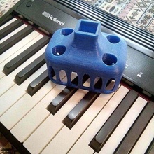 Roland piano supporter musical instrument musique 3d print model - Mito3D