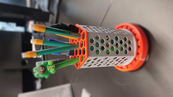 rotary pen holder gadget desk office bearing pencil honeycomb organizer tool box 3d print model - Mito3D