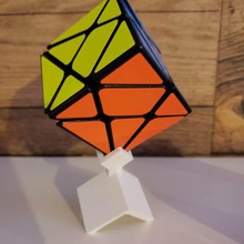 rubiks cube supporto ad angolo gioco 3d print model - Mito3D