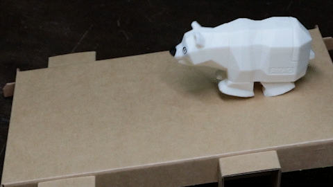koşma kutup ayı hayvan oyuncak düşük poli matematik Sanat Otomata 3d print model - Mito3D
