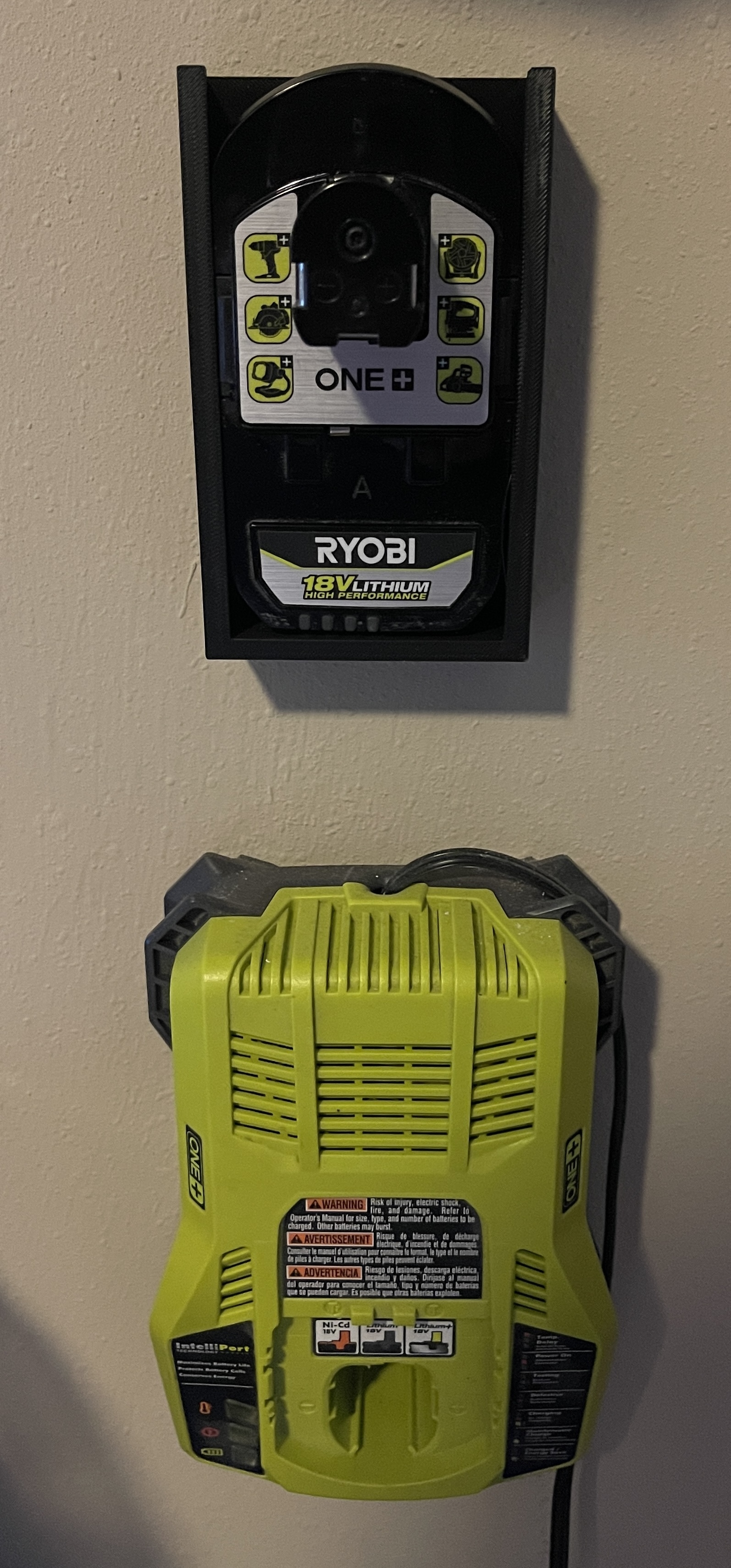 Ryobi Batterie Pack montieren Ryobi + Batterie Batterie Pack Zuhause Haus Depot bohren wiederaufladbar 18 Volt Lithium 3D print model - Mito3D