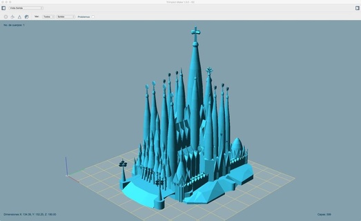 sagrada familia Barcelone saint famille bâtiments structures 3d print model - Mito3D