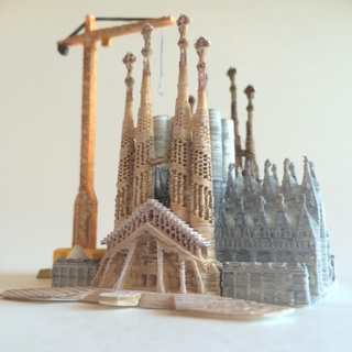 Sagrada Familia tutku cephe barcelona bina tanınmış gotik modern İspanyol yapı kule anıt minyatür kilise Avrupa katedral dönüm noktası mimar bazilika Gaudi mimari 39 3d print model - Mito3D