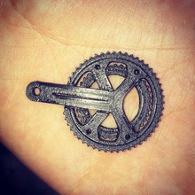detto gli anelli della catena bicicletta pignone gioielli ciondolo 3d print model - Mito3D