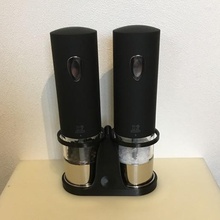 salt pepper holder home shaker support 3d print model - Mito3D