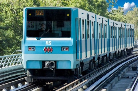 Santiago Şili metro ns 74 tren 3d print model - Mito3D