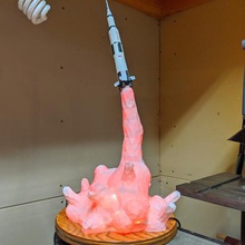 foguete saturno v lâmpada a casa arte 5 baixa contagem de polígonos 3d print model - Mito3D