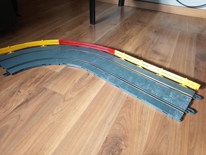 scalextric - fences grey tracks improved 3d printing 3d print model - Mito3D