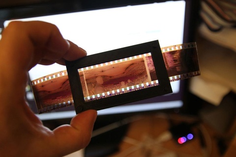 scanner film titulaire soutien pignon fusée caméra vidéo gadget 3d print model - Mito3D